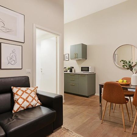 New & Cozy Apt In Porta Romana Milaan Buitenkant foto