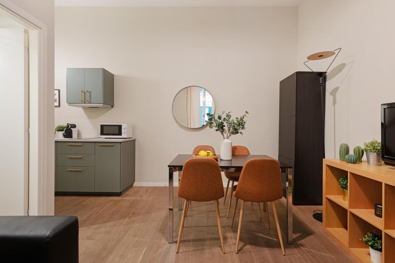 New & Cozy Apt In Porta Romana Milaan Buitenkant foto