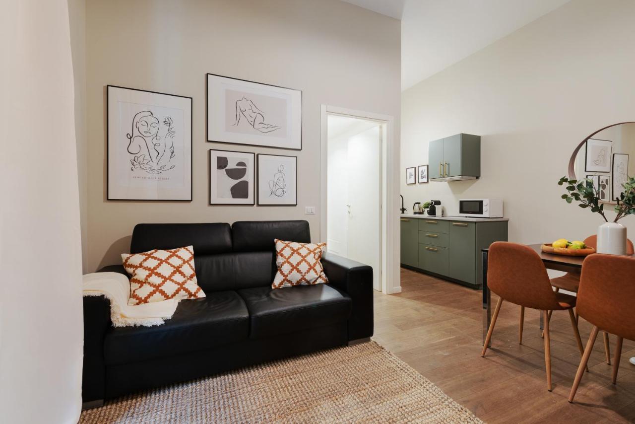 New & Cozy Apt In Porta Romana Milaan Buitenkant foto